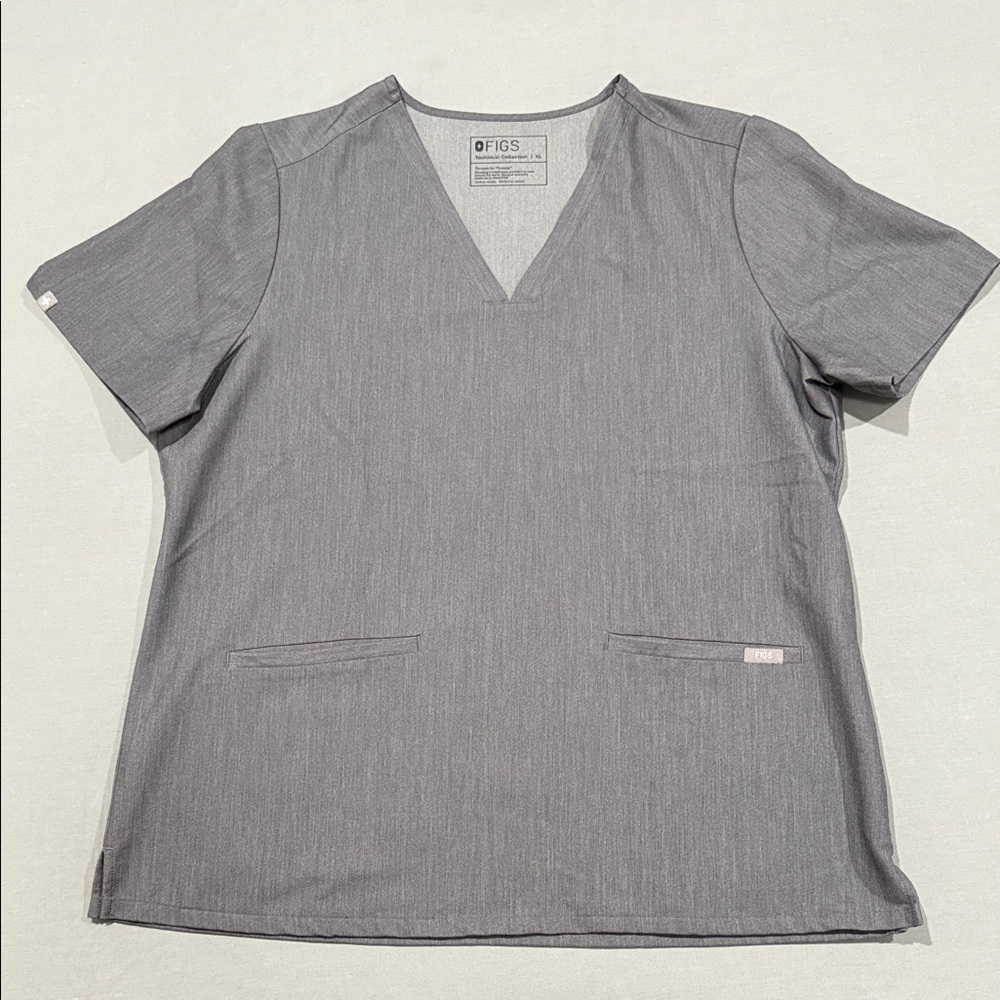 Figs Technical Collection Scrub Top in Graphite Extra Large